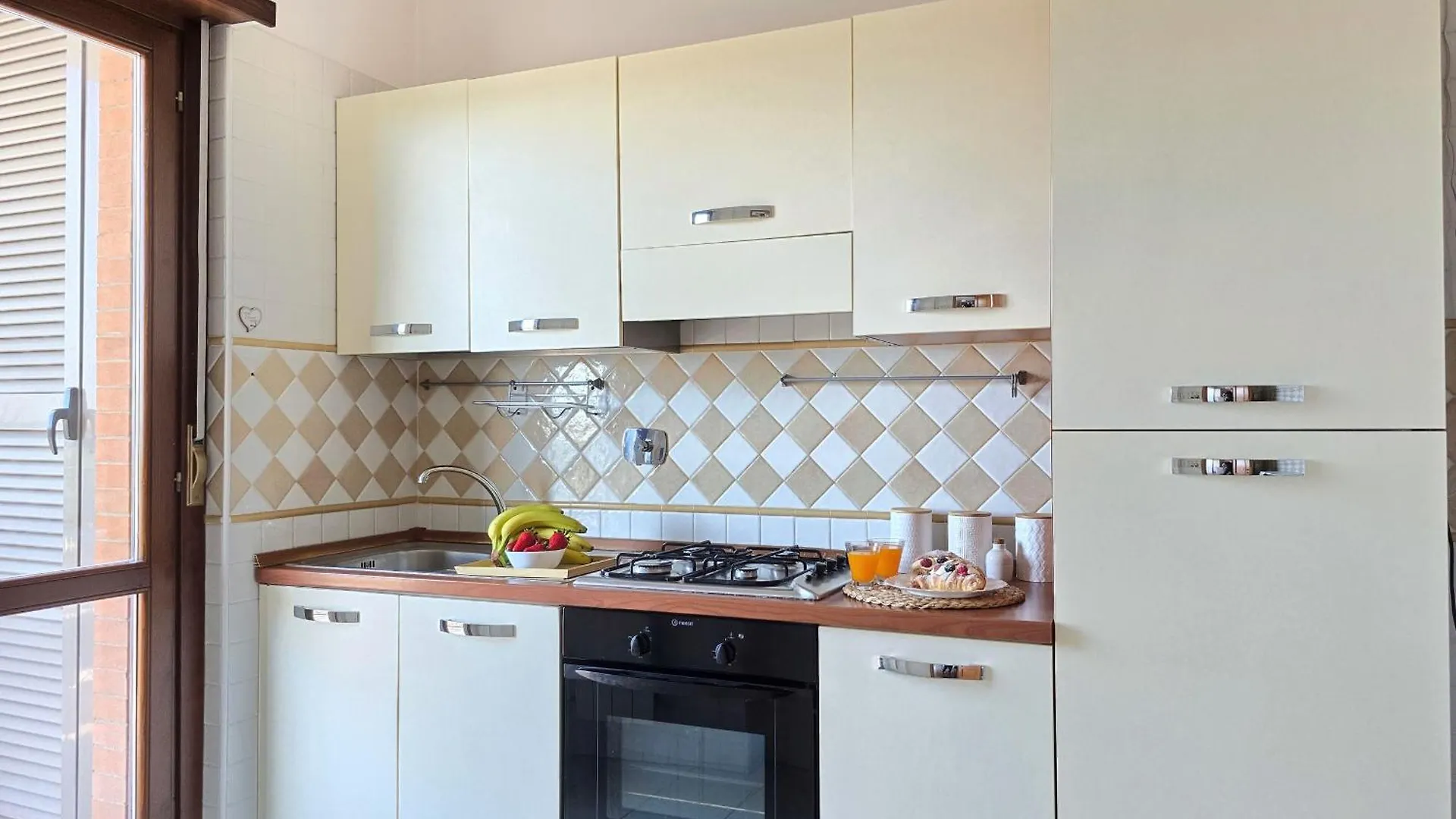 Appartamento Casa Relax Con Terrazza Panoramica Fiumicino Italia