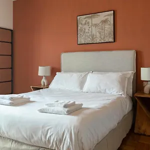 https://italianway-luigi-savoia-24.italymilanhotels.net