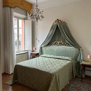 https://apt-centro-storico-residenza-di-charme.riccione-hotels.org